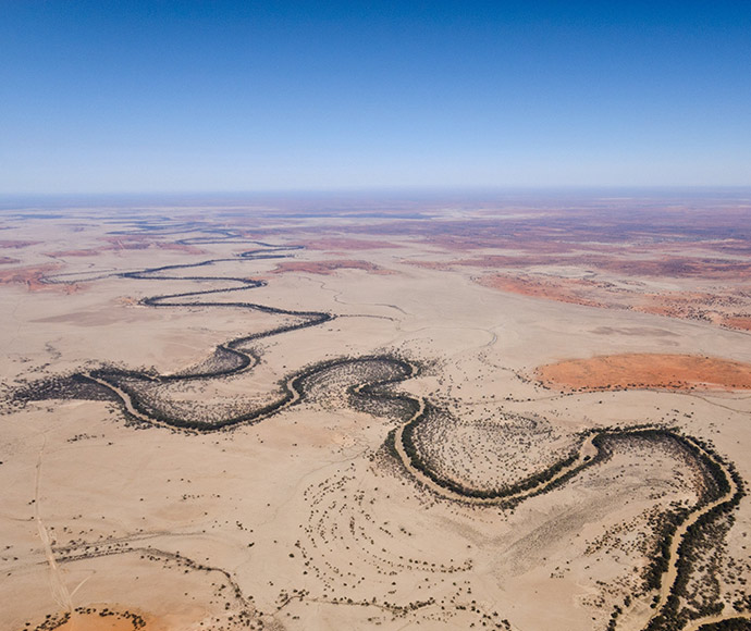 Aerial survey mapping remnant waterholes in the Paroo, Warrego and Darling River area